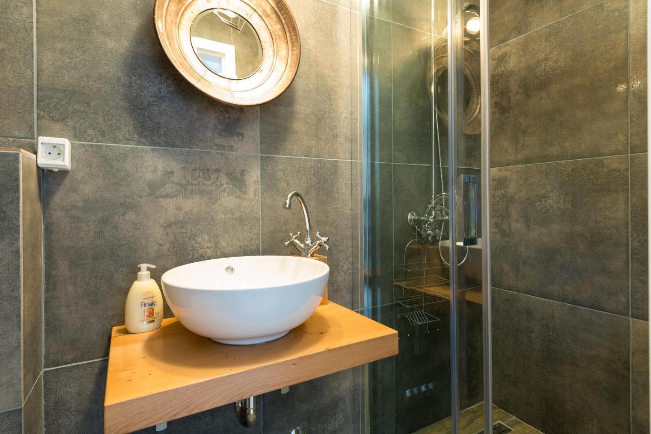 Studio Apartments La Boheme ดูบรอฟนิก ภายนอก รูปภาพ